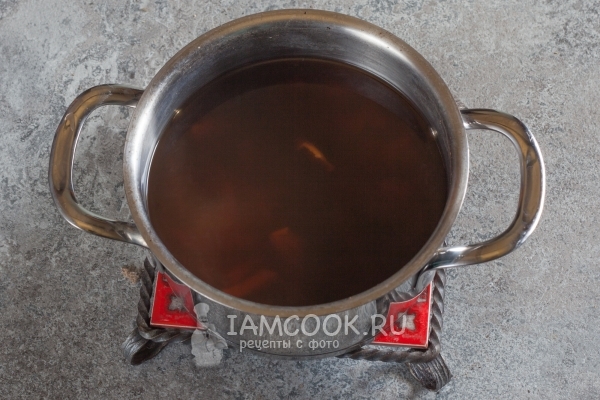 Сварить грибной бульон