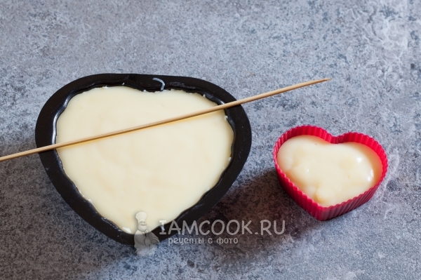 Дать панакоте застыть