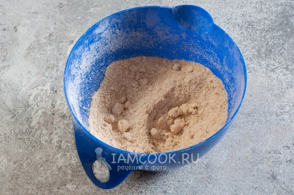 Вымесить песочную крошку