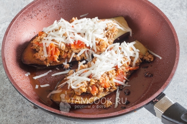 Посыпать сыром