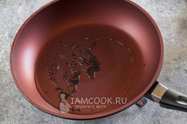 Обжарить семена сезама