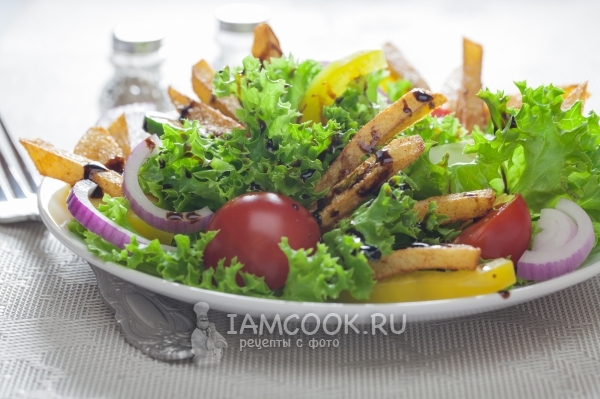 Рецепт салата с жареной картошкой соломкой