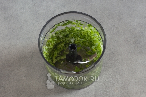 Измельчить травы