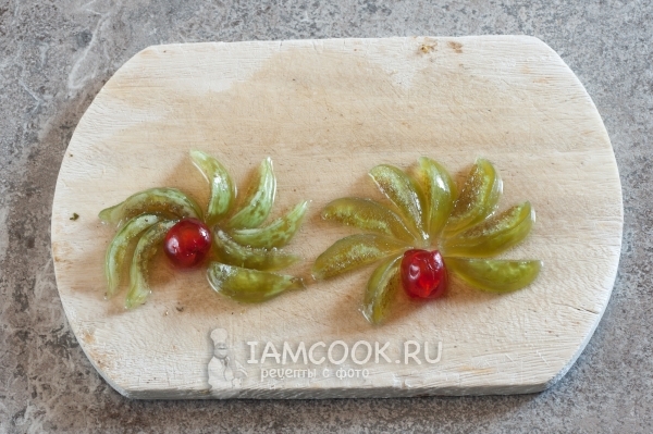 Порезать фрукты