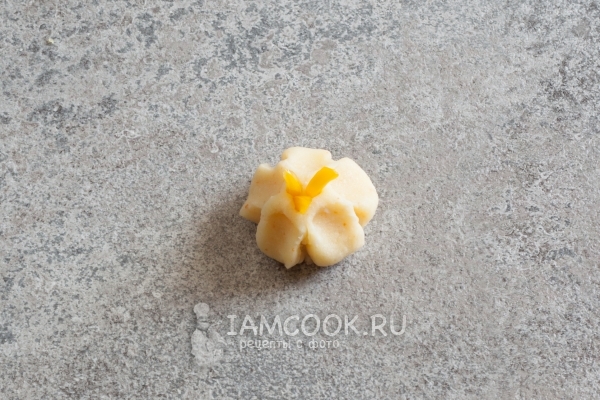 Вставили тычинки из перца