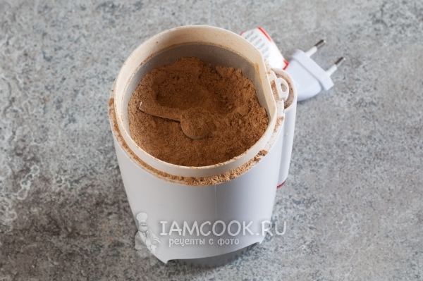 Смолоть сушеные грибы