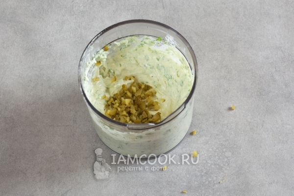 Добавить огурец