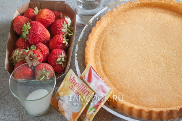 Ингредиенты для пирога с клубникой на скорую руку