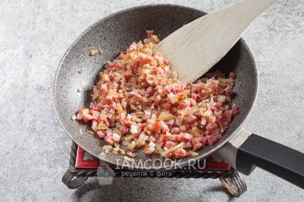 Добавить бекон