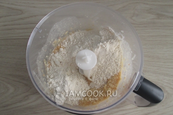 Всыпаем сыпучи компоненты