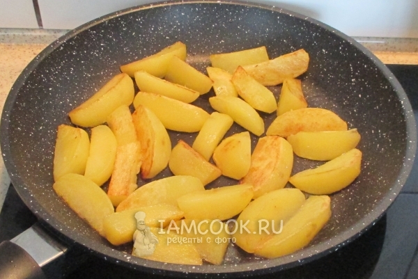 Пожарить картофель