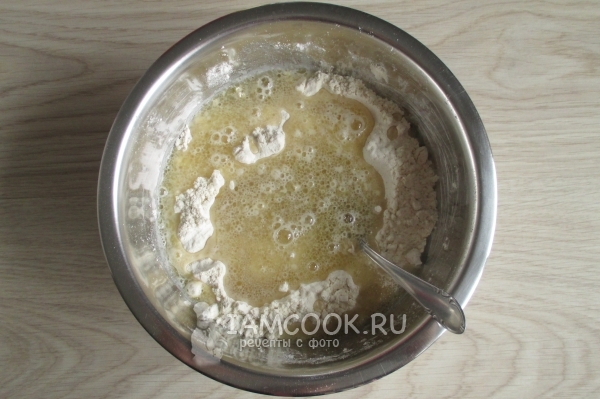 Влить медовую воду