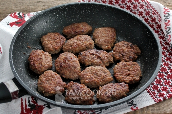 Фото котлет из куриных желудков