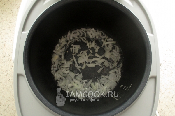 Обжарить лук