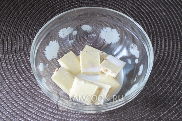 Соединить шоколад и сливки