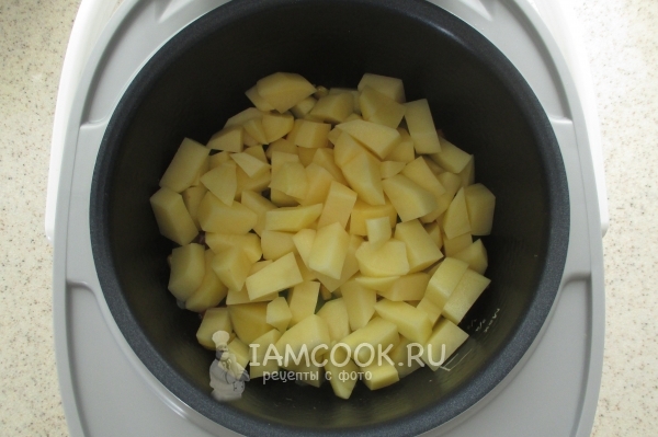 Положить картофель