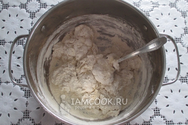 Размешать тесто