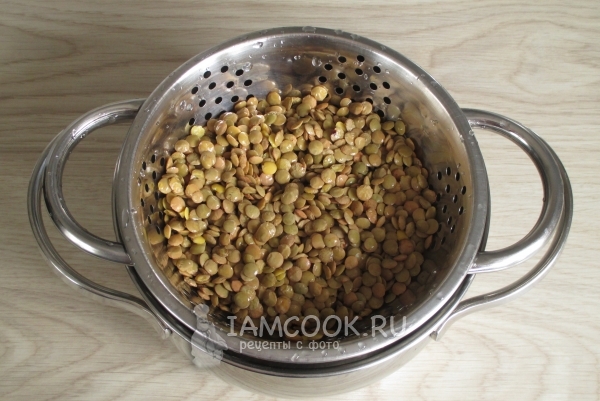 Промыть чечевицу