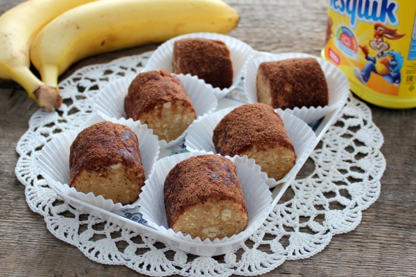 Фото пирожного «Колбаска» из печенья