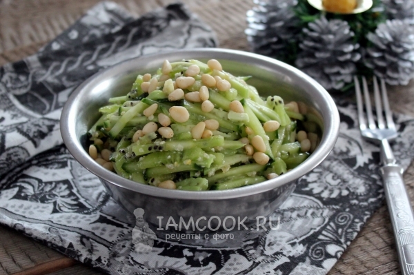 Рецепт салата «Кедровая ветка»