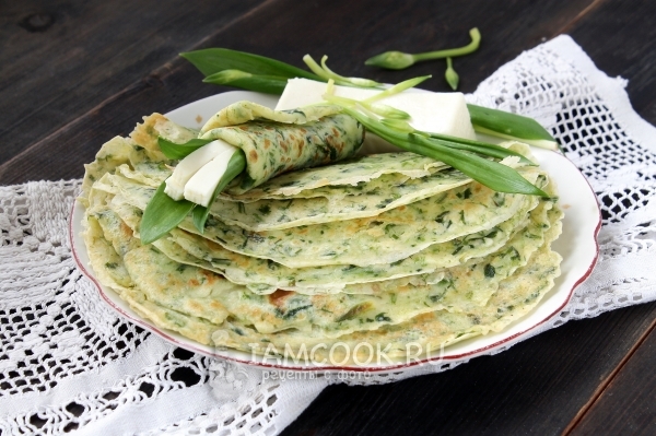 Фото тонких блинов с черемшой