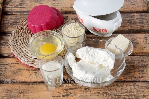 Ингредиенты для сырников со штрейзелем