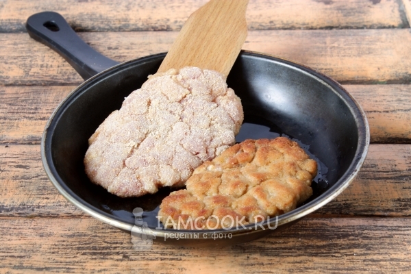 Пожарить шницель