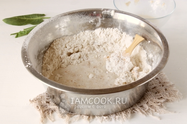 Влить опару