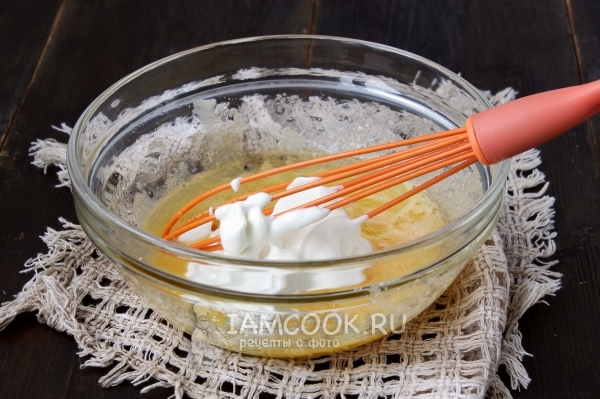 Добавить сметану