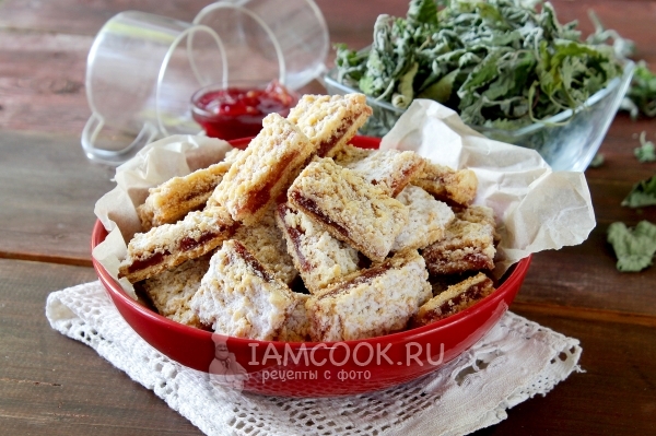 Фото тертого печенья с вареньем