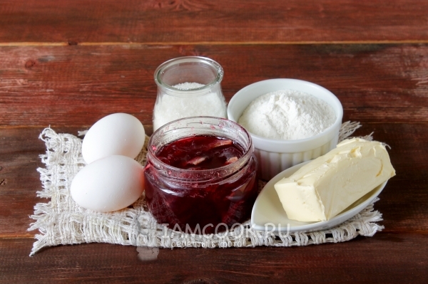 Ингредиенты для тертого печенья с вареньем