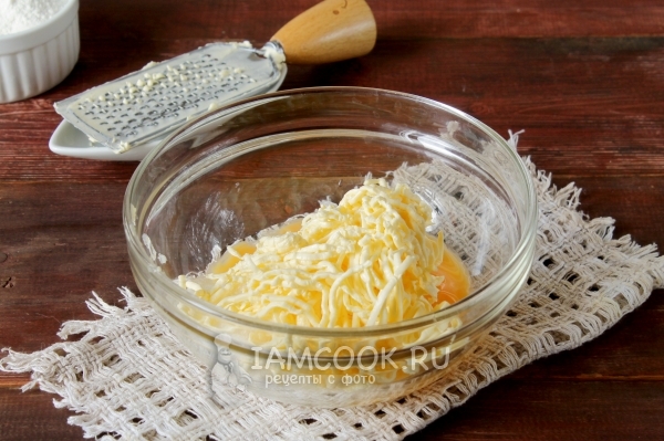 Натереть масло