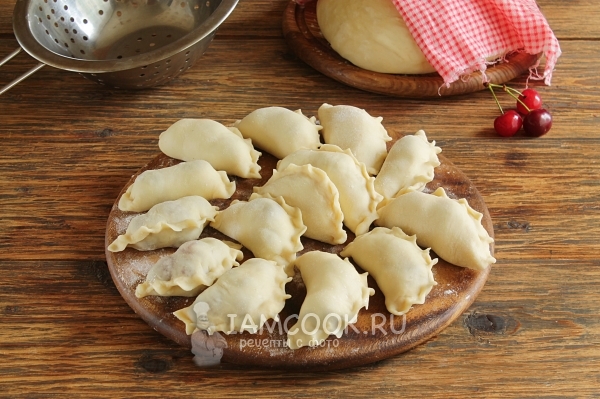 Слепить вареники