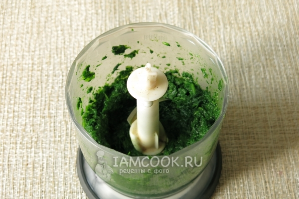 Измельчить шпинат