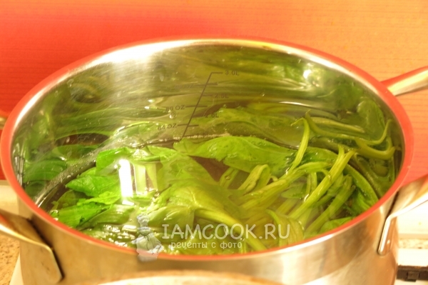 Отварить шпинат