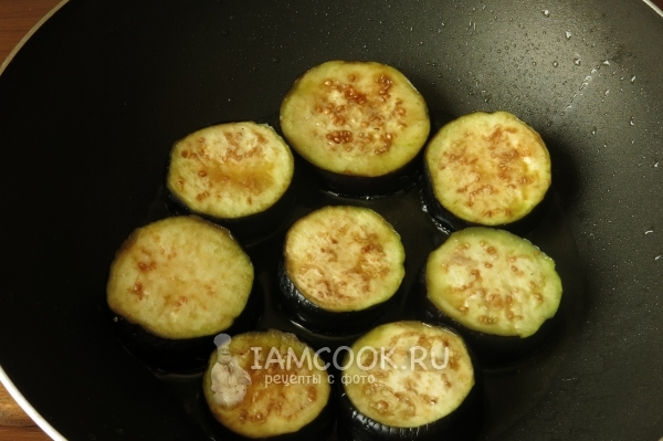 Пожарить баклажаны