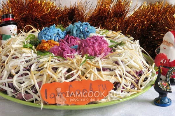 Фото салата «Гнездо с яйцами»