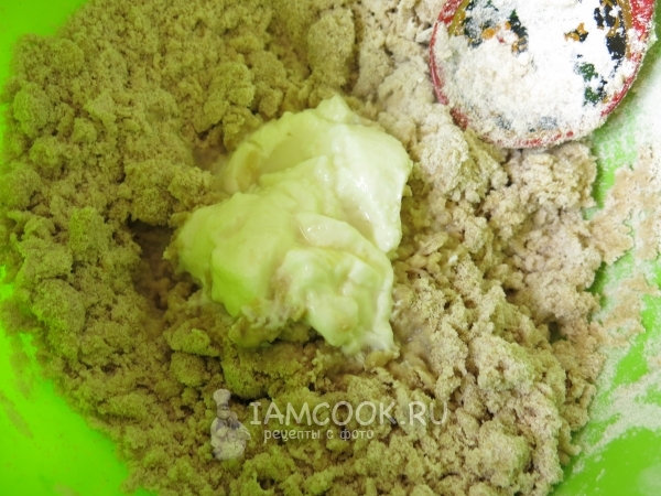 Положить йогурт