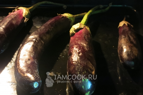 Запечь баклажаны в духовке
