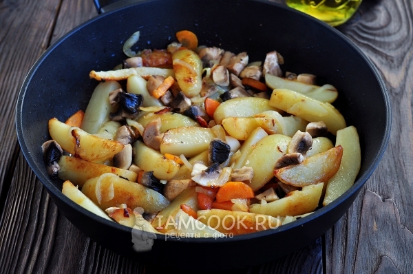 Положить грибы