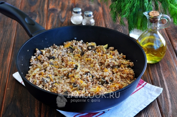 Положить гречку