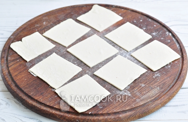 Порезать тесто на квадратики
