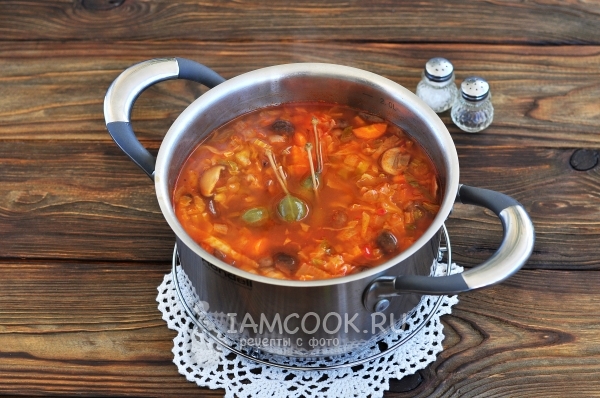 Положить каперсы