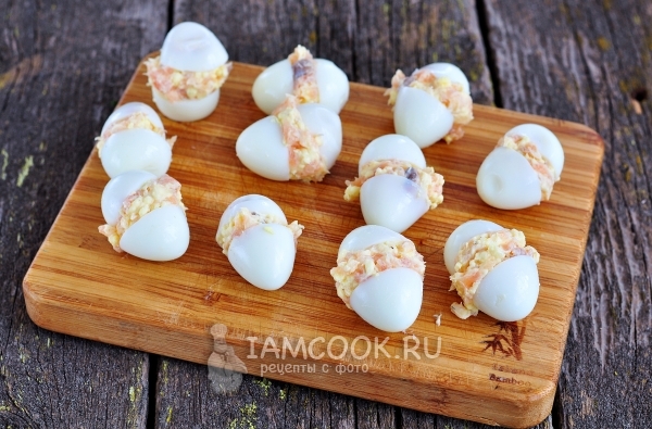 Нафаршировать белки