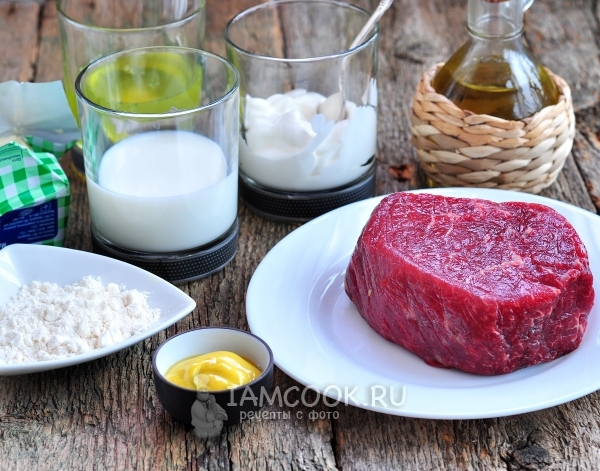 Ингредиенты для классического бефстроганова из говядины