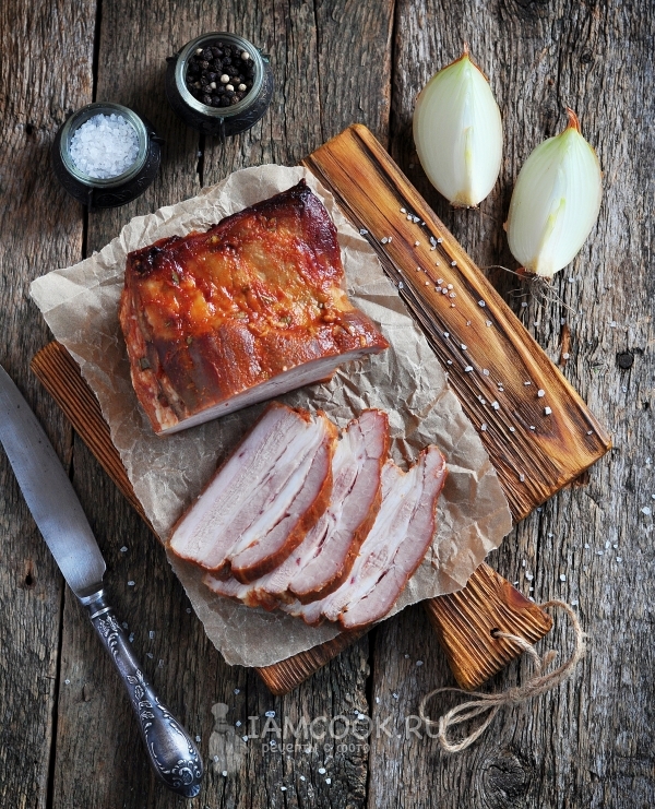 Рецепт свиной грудинки в духовке