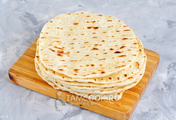 Фото лепёшек без яиц на сковороде