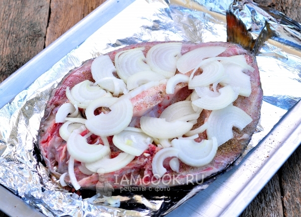 Положить лук