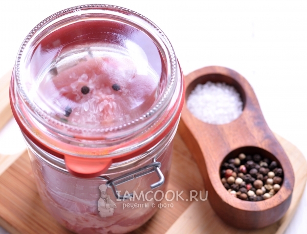 Закрыть банку крышкой