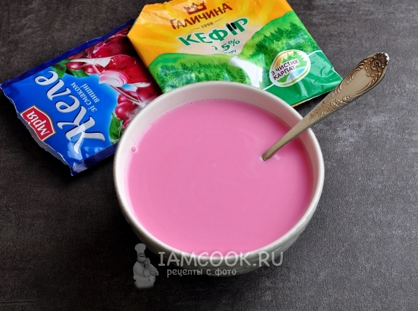 Влить кефир